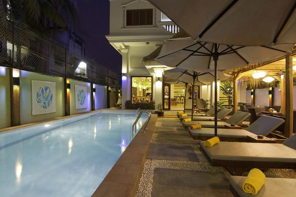 Sinaka Angkor Hotel Siem Reap Exterior photo